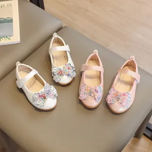 Chaussures de princesse Mary Jane pour filles avec nœud en perles et sangle en rose et blanc