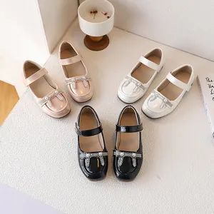 Scarpe Mary Jane bambina stile francese con fiocchi di strass in rosa, bianco e nero
