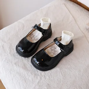 Classic girls black patent leather Mary Jane shoes with thick soles for school wear