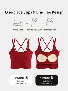 Eng anliegendes burgunderfarbenes Camisole mit integriertem BH und Kreuzgurten für Damen
