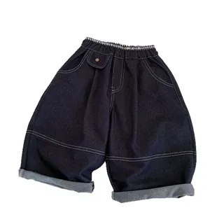 Short en jean bleu foncé pour garçons avec taille élastique et revers stylés
