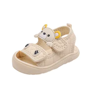 Infant closed-toe summer sandals in beige with cute cartoon bear and soft fashion sole