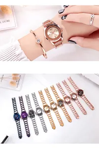 Orologio elegante da donna in oro rosa con quadrante in strass e bracciale in metallo