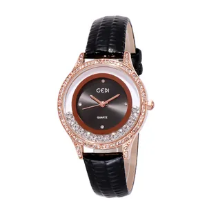 Montre à quartz luxe pour femme avec boîtier or rose, cadran en cristal et bracelet cuir noir