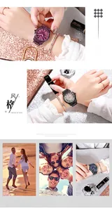 Detail einer Damen-Quarzuhr mit römischen Ziffern und glitzerndem Kristallarmband