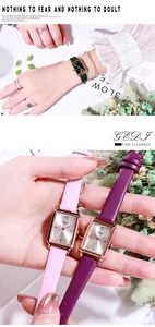Nahaufnahme von rechteckigen Quarzuhren mit Lederarmbändern und roségoldenen Gehäusen