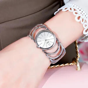 Elegante orologio al quarzo da donna con bracciale multifilo argento e quadrante sobrio
