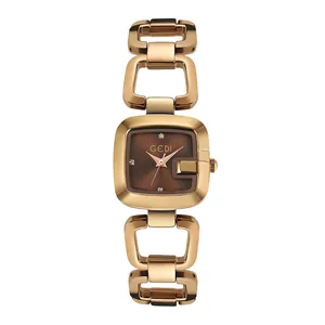 Montre quartz carrée or rose avec cadran marron foncé et bracelet gourmette évidé