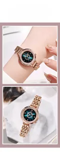 Montre de luxe pour femme en or rose avec cristaux et cadran dégradé vert émeraude