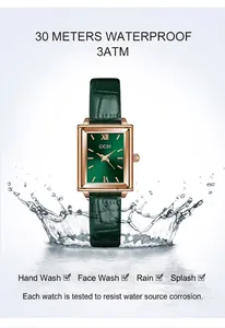 Detailansicht der quadratischen grünen Uhr mit 30M Wasserdichtigkeit und Wasserspritzern