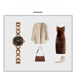 Orologio a catena oro rosa abbinato a un abito in raso marrone e borsa di lusso chic