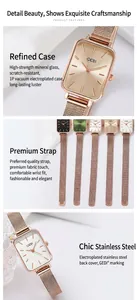 Détails d'une montre à quartz carrée avec boîtier poli et bracelet en maille d'acier