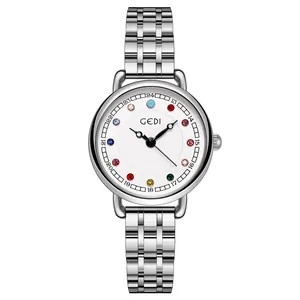 Orologio elegante in acciaio argento con quadrante bianco e indici in pietre colorate