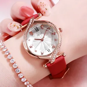 Orologio al Quarzo da Donna Elegante con Strass Cassa in Lega di Lusso Cinturino in Similpelle Orologio da Polso Rotondo Regalo