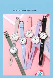 Vista dettagliata di orologi al quarzo per bambini in sei colori con cinturini in silicone