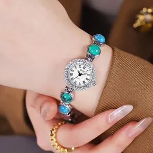 Montre à quartz GEDI de luxe avec bracelet en œil de chat coloré et cadran romain argenté