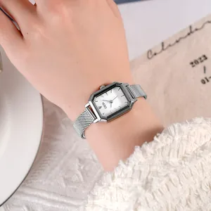 Elegante quadratische Quarzuhr für Damen mit Mesh-Stahlarmband und Vintage-Design
