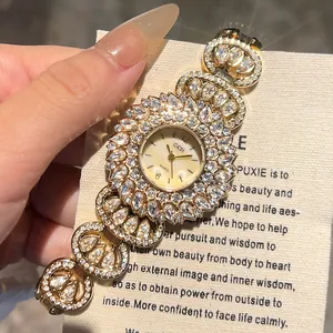 GEDI Dames Luxe Strass Bloem Quartz Horloge Elegant Sieraden Legering Armband Polshorloge Voor Dames Feest Bruiloft Mode Cadeau