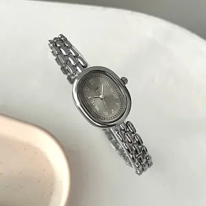 Women Vintage Oval Quartz Watch Elegant Roman Numerals Zinc Alloy Bracelet Wristwatch For Ladies Retro Fashion Jewelry Watch