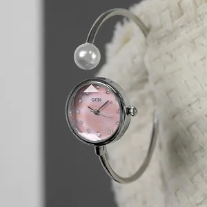 Elegante orologio da donna al quarzo in argento con quadrante in madreperla e perla