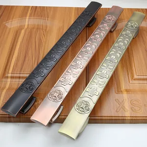 Detailed relief flower patterns on European antique bronze and black door handles