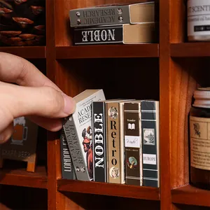Set di libri in miniatura vintage per decorazioni di case delle bambole e scrapbooking