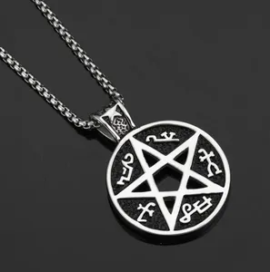 Collier homme avec pendentif pentagramme en acier inoxydable et symboles mystiques