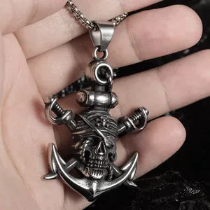 Collana con Pendente Ancora Teschio Pirata in Acciaio Inossidabile Vintage Gioielli Gotici Punk Doppia Spada Croce per Uomo Regalo Halloween