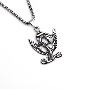 Collana con ciondolo a forma di drago volante punk retrò in acciaio inox da uomo