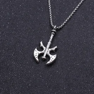 Collana con ciondolo ascia vichinga da uomo in stile punk con catena a scatola lucida