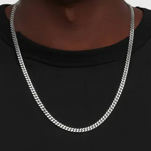 Collier chaîne cubaine homme en acier inoxydable argenté avec maillons plats polis