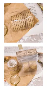 Detalle de cinta de papel kraft vintage con caligrafía en fondo decorativo