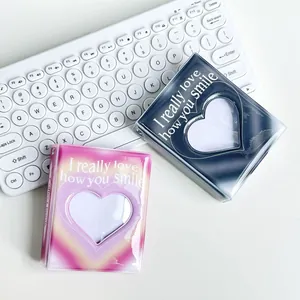 Mini Album Photo en PVC Style Ins Cœur Ajouré Dégradé 3 Pouces Livre de Collection de Cartes Photo 40 Poches pour Cartes Idol