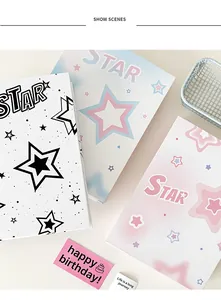 Vista detallada de carpetas A5 con tema de estrellas Y2K en varios colores degradados