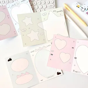Set de tarjetas plegables de dibujos animados en tonos pastel con diseño de conejo