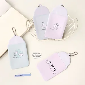 Set di 4 graziosi portacarte in PVC da 3 pollici con disegni di cuccioli e trifoglio