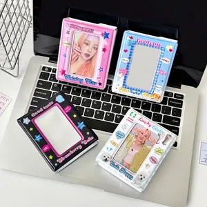 Y2K cartoon fotokaart album set in roze blauw zwart en wit met transparant venster