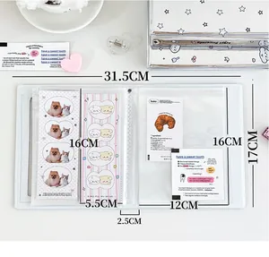 Detaillierte Größentabelle für weißes 4-Pocket-Kartenalbum mit Maßen 31,5 cm x 17 cm