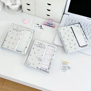 Raccoglitore per fotocarte a 4 griglie con copertina in PVC a stelle e illustrazioni di gatti