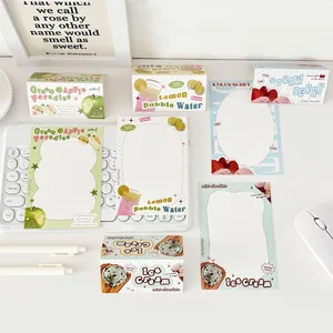 Soportes de cartón decorativos con diseño de postres para protección y envío de tarjetas