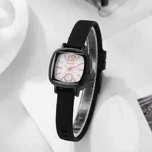 Montre à Quartz Carrée de Mode pour Femmes Avec Bracelet en Silicone Accents de Strass Imperméable Montre-Bracelet Décontractée