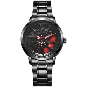 Detalle de esfera de reloj deportivo con llanta 3D giratoria y pinza de freno roja