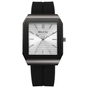 Orologio da uomo con cassa quadrata in canna di fucile e cinturino in silicone nero