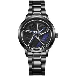 Detail des Rennsport-Felgendesigns mit silbernen Speichen und blauen Bremssätteln der Uhr