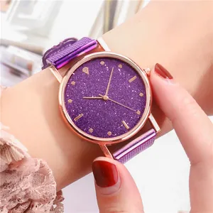 Reloj de cuarzo para mujer con esfera violeta estrellada, caja oro rosa y correa magnética