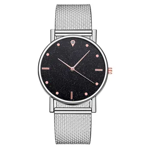 Reloj de cuarzo para mujer con esfera de cielo estrellado y malla plateada