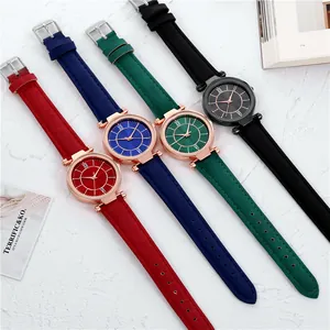 Collection de montres à quartz pour femmes avec chiffres romains et bracelets en cuir