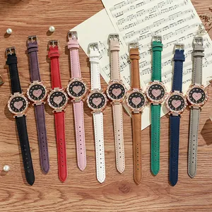 Set di orologi al quarzo in 10 colori con castone diamantato e quadrante a cuore