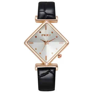 Montre À Quartz Pour Femmes Boîtier En Alliage Or Rose Rhombique Bracelet En Similicuir Texture Crocodile Élégante