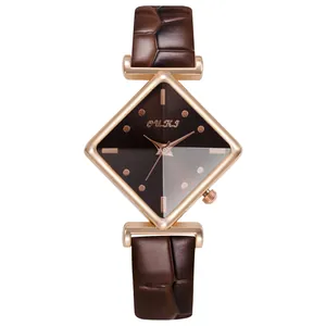 Montre à quartz élégante pour femme avec verre taillé, boîtier rose doré et bracelet brun